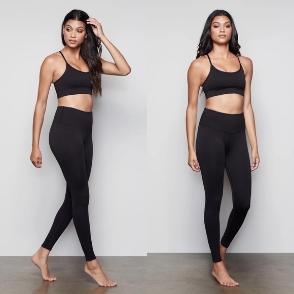 Good American Black Performance Leggings size 1 - Picture 1 of 6